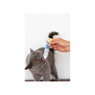 GimCat DUO PASTE Multi-vitamin 12 vitamins with tuna Паста для кошек всех пород 12 витаминов и тунец 50г